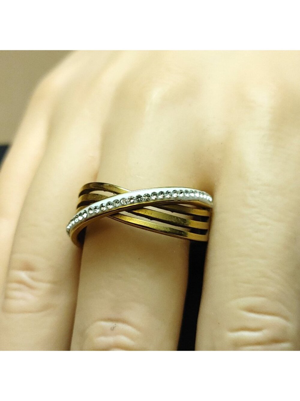 Pavé Glitz Ring Size 9 Stainless Steel Crossover Gold Tone Band Rhinestone